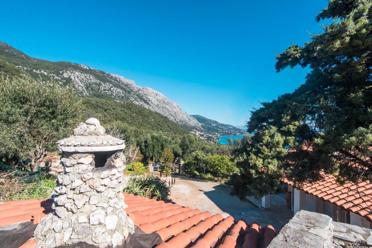 Aphrodite'S Maisonette On Corfu Island Mparmpati Eksteriør billede
