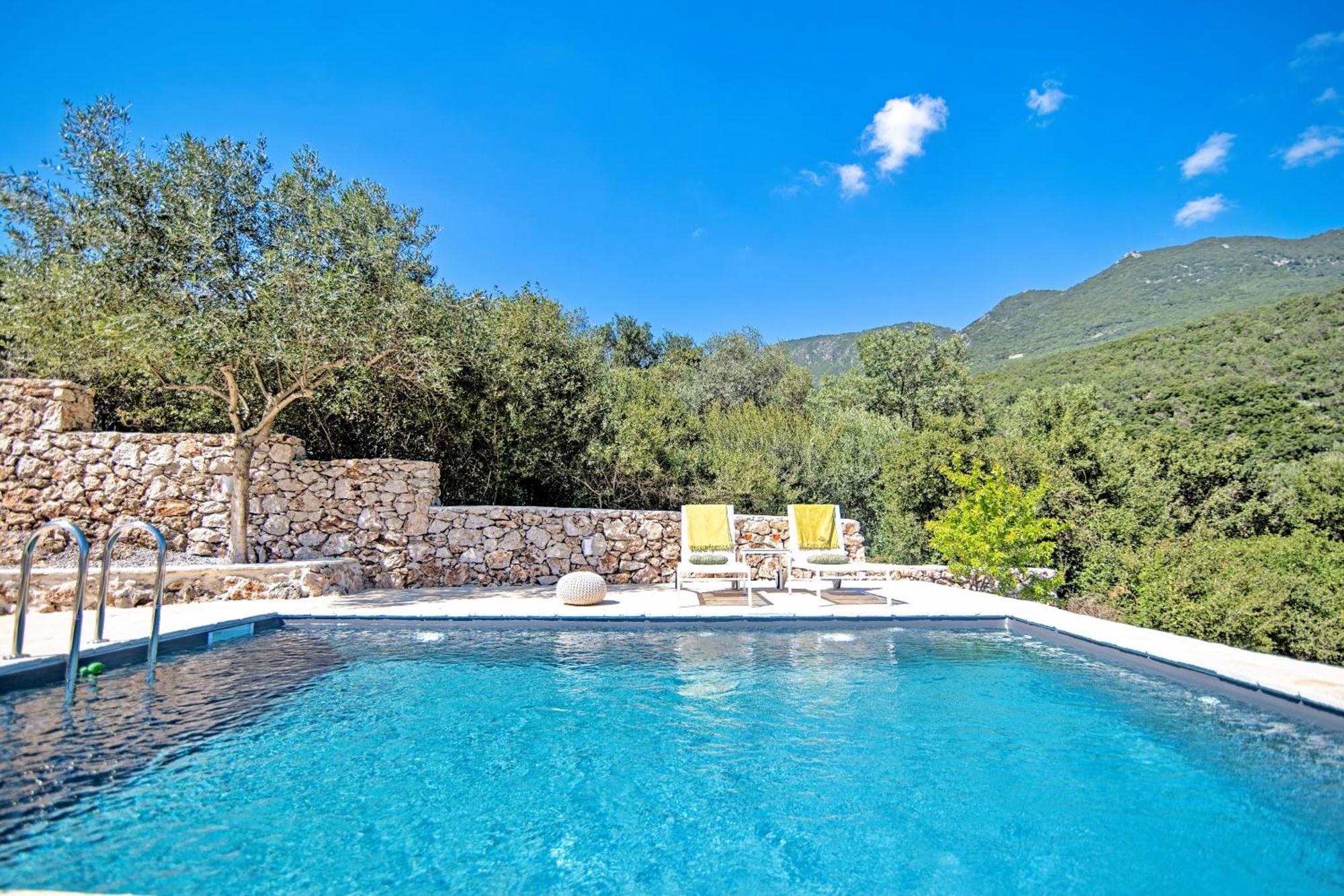 Aphrodite'S Maisonette On Corfu Island Mparmpati Eksteriør billede